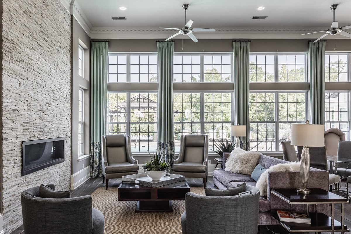 Bella Vista Apartments